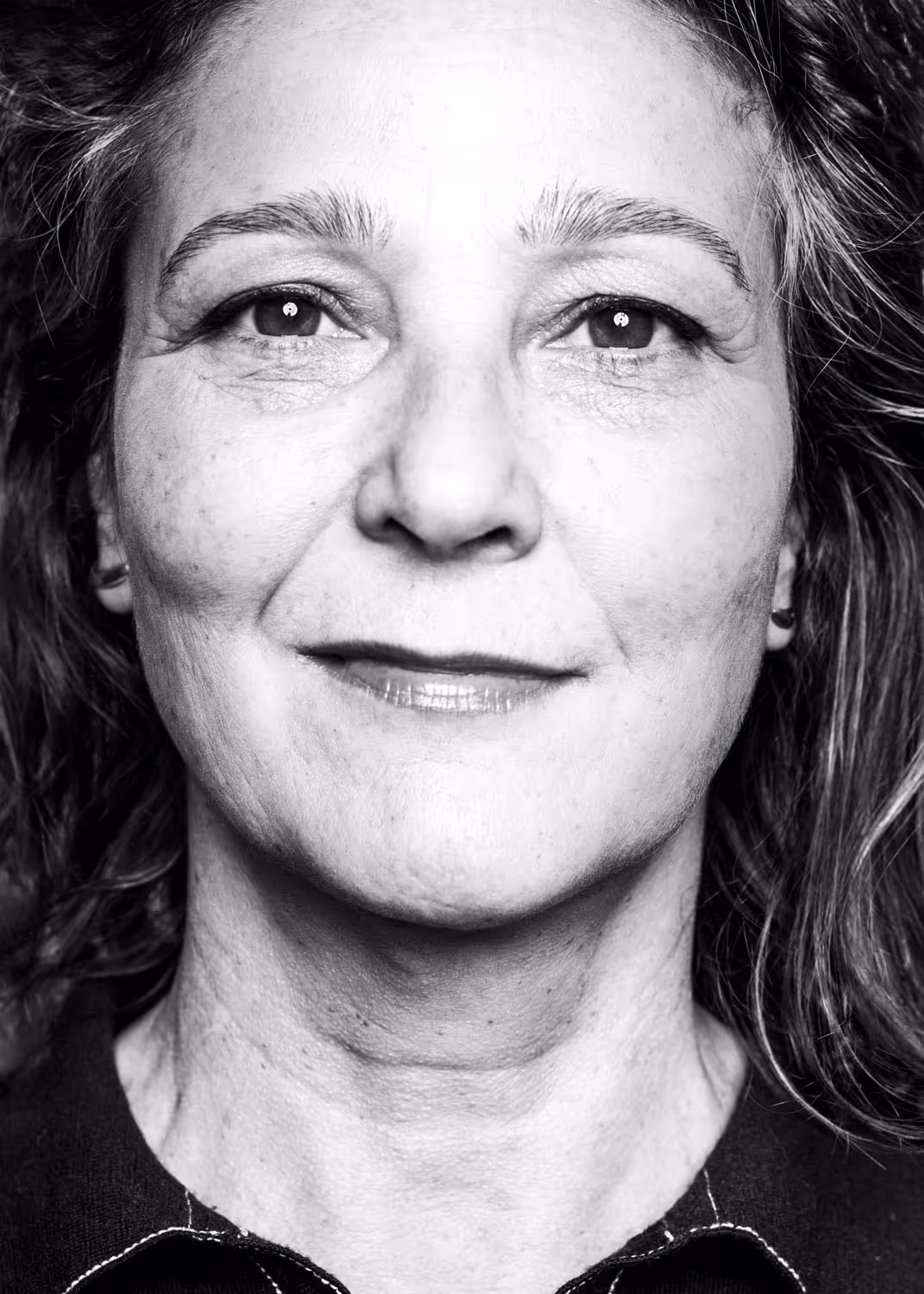 Portretfoto uit de serie 'Human Traits' van saxofonist Kika Sprangers door portretfotograaf Karen van Gilst